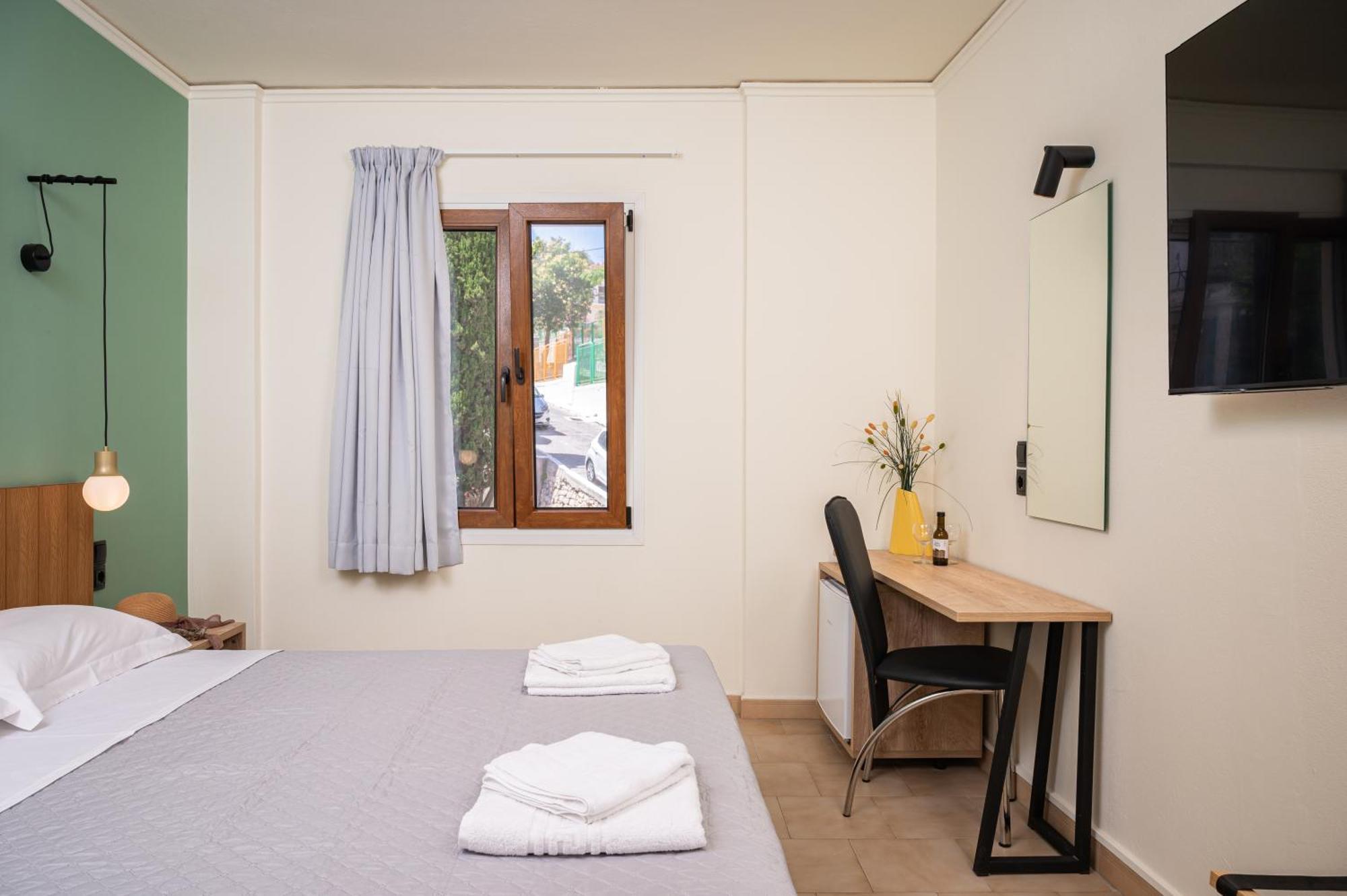 Emily Hotel Agia Paraskevi  Exterior photo